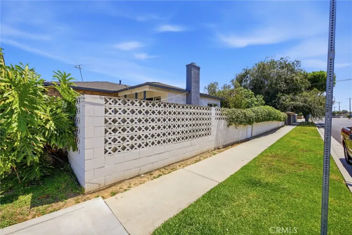 11402 Bradhurst St, Whittier, California 90606