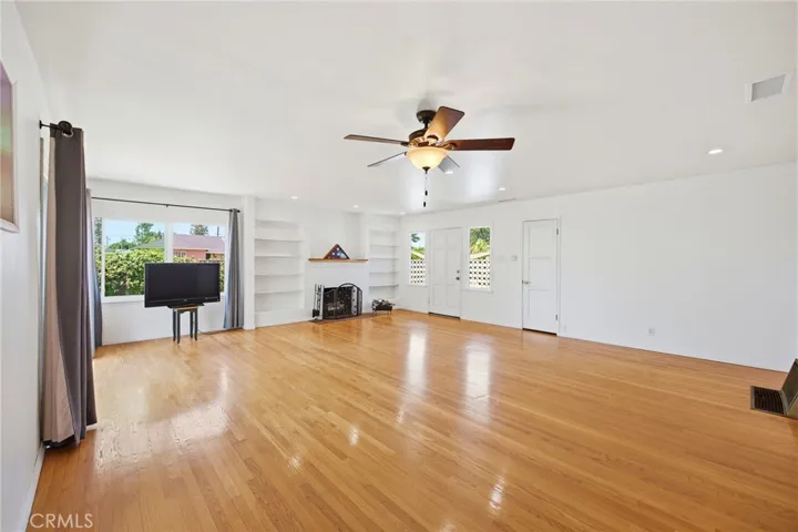 11402 Bradhurst St, Whittier, California 90606