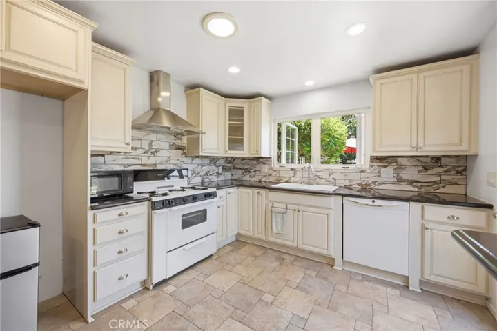 11402 Bradhurst St, Whittier, California 90606