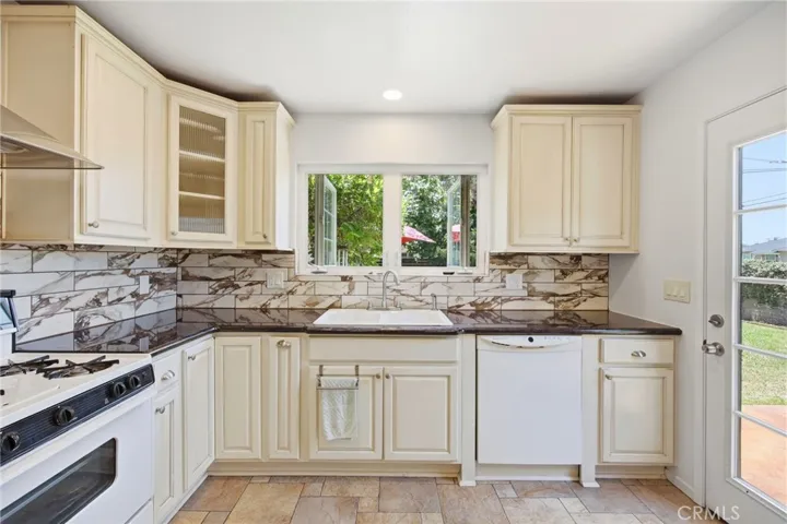 11402 Bradhurst St, Whittier, California 90606