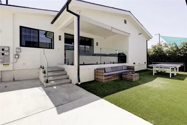 2743 Keystone St., Burbank, California 91504
