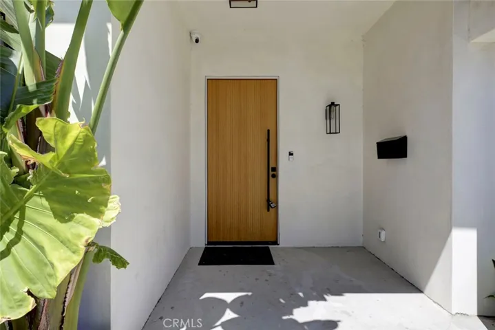2743 Keystone St., Burbank, California 91504