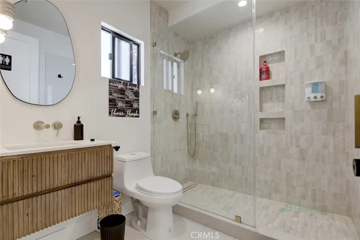 2743 Keystone St., Burbank, California 91504