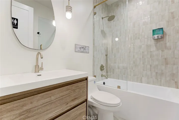 2743 Keystone St., Burbank, California 91504