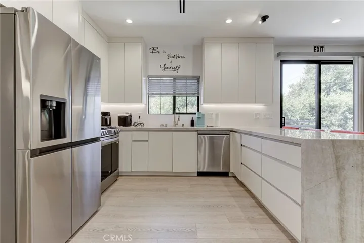 2743 Keystone St., Burbank, California 91504