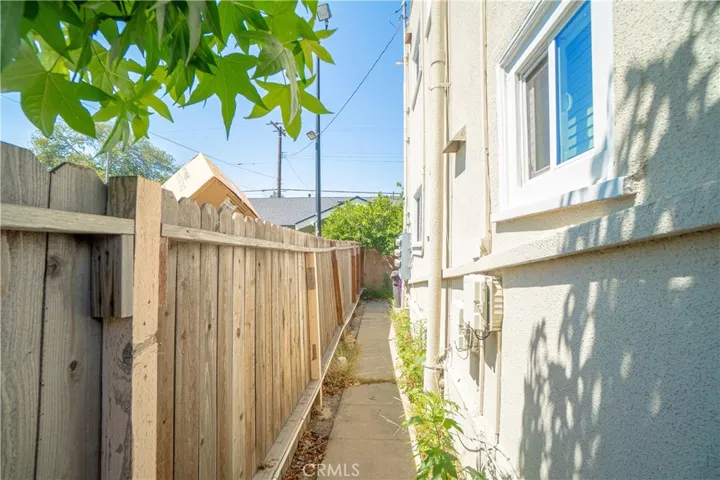 2415 E 7th, Long Beach, California 90804