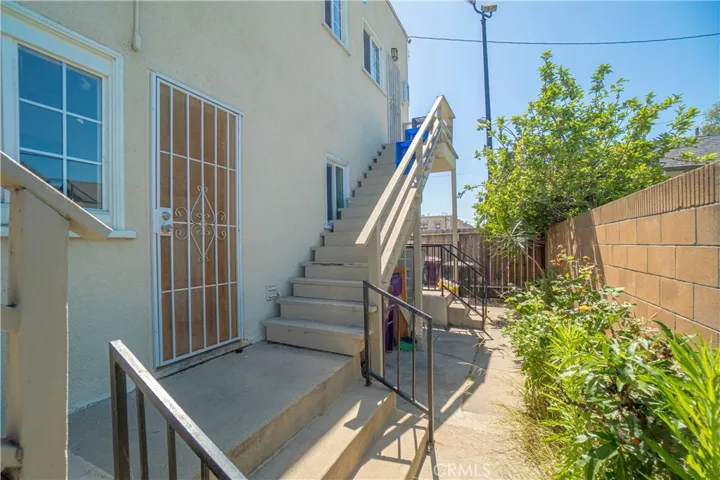 2415 E 7th, Long Beach, California 90804