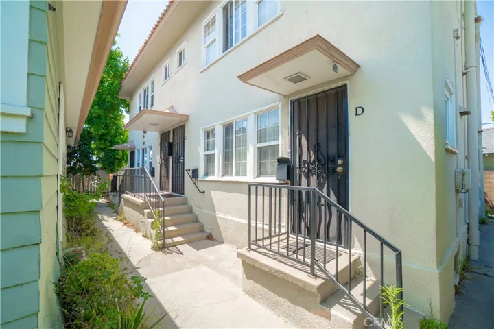 2415 E 7th, Long Beach, California 90804