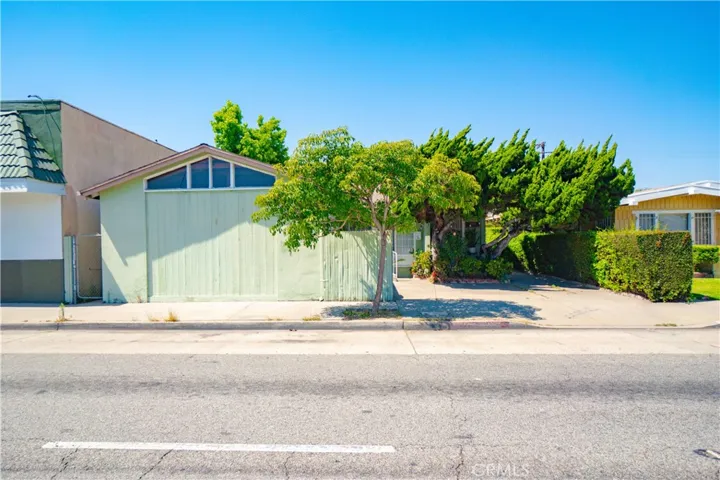 2415 E 7th, Long Beach, California 90804