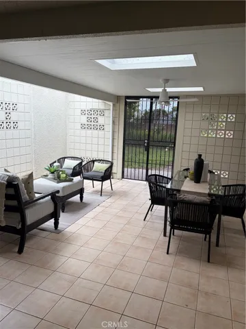 Front patio with lockable gate