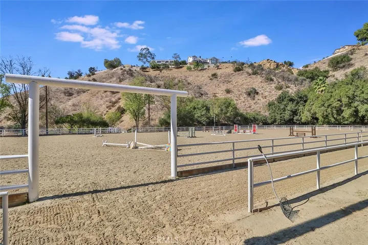 Equestrian Center for Boarding and Riding