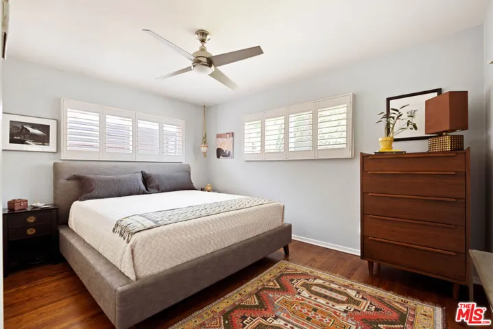 6237 Belmar Avenue, Tarzana, California 91335
