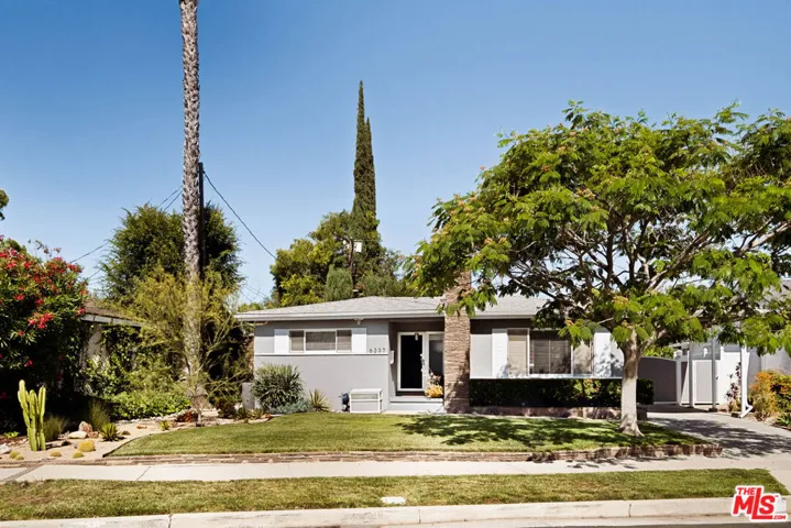 6237 Belmar Avenue, Tarzana, California 91335