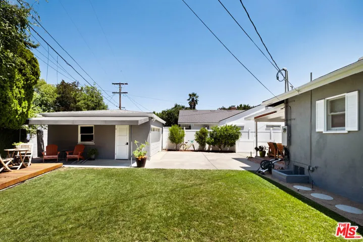 6237 Belmar Avenue, Tarzana, California 91335