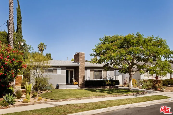 6237 Belmar Avenue, Tarzana, California 91335