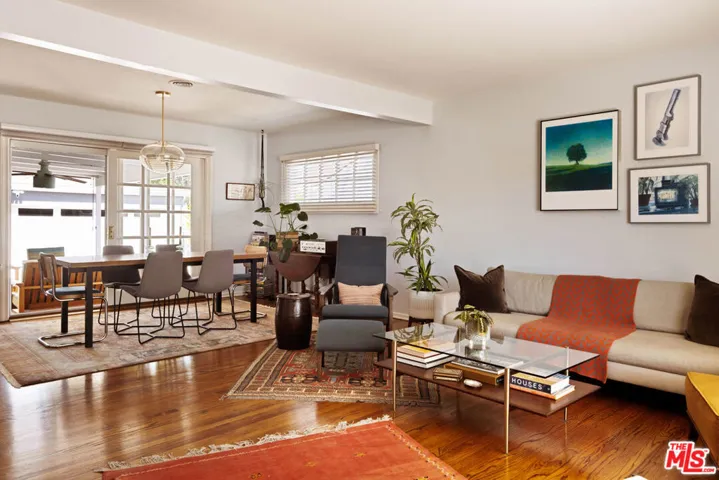 6237 Belmar Avenue, Tarzana, California 91335