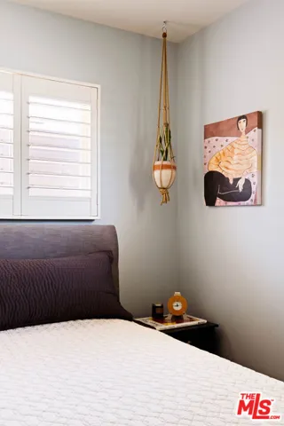6237 Belmar Avenue, Tarzana, California 91335