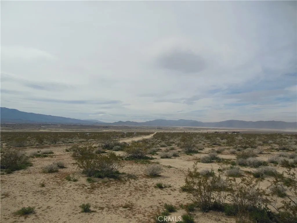 34100 Mercury, Lucerne Valley, California 92356 — photo 5