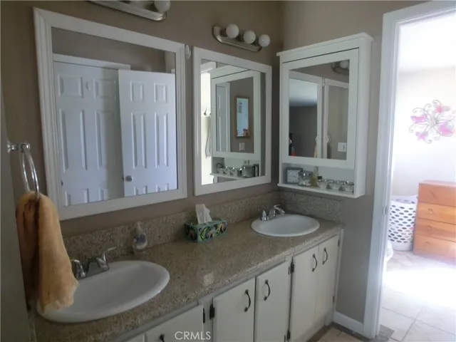9282 Caughlin, Phelan, California 92371