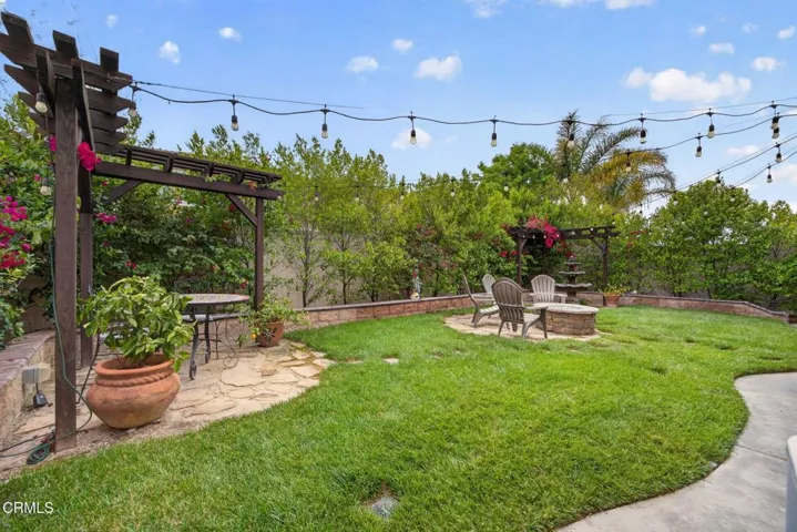 32-web-or-mls-UpmarketMedia-672Xan-094