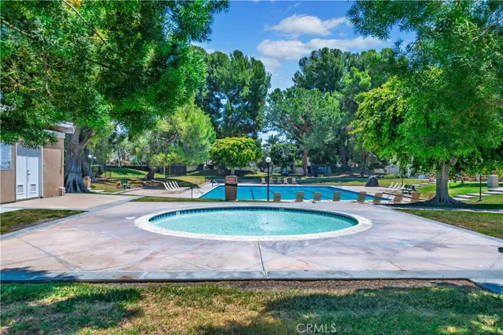 Colony Park pool & spa