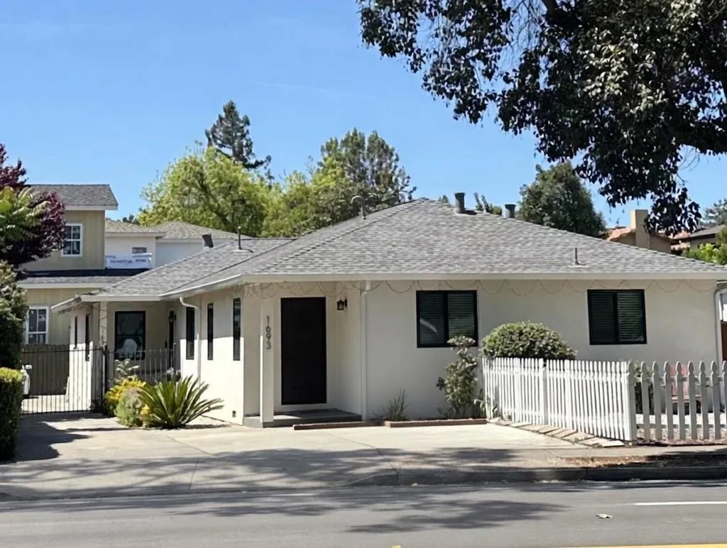 1693 Lincoln Ave