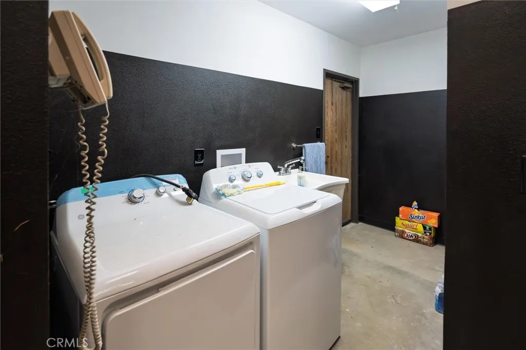 ADU Laundry