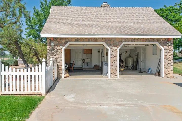 Main House Garage