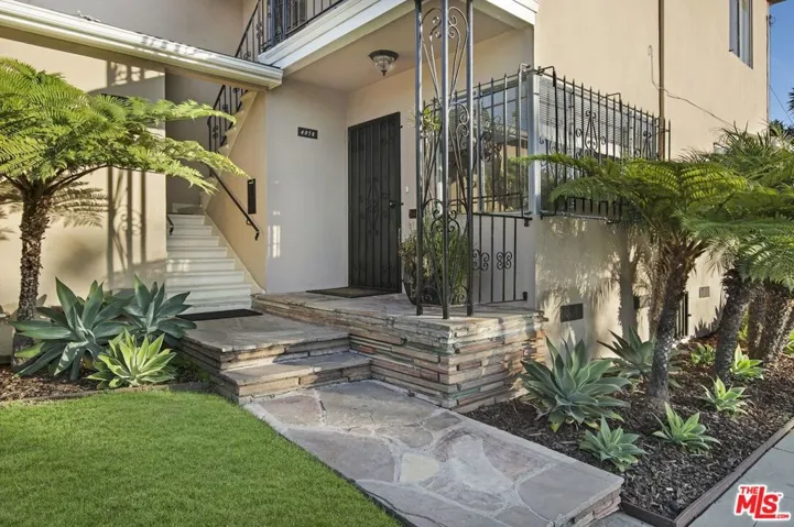 4058 Unit Exterior View