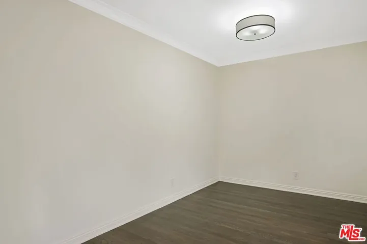 4058 Dining Area B4Occupant