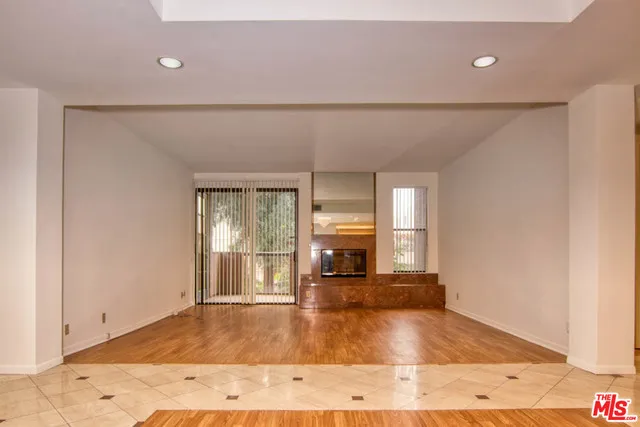 235 S Tower Drive 102, Beverly Hills, California 90211