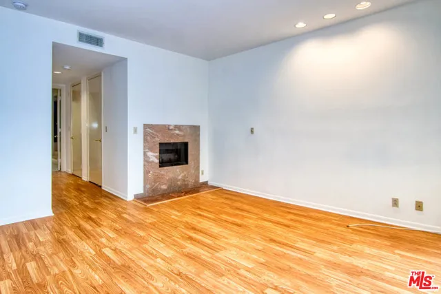 235 S Tower Drive 102, Beverly Hills, California 90211