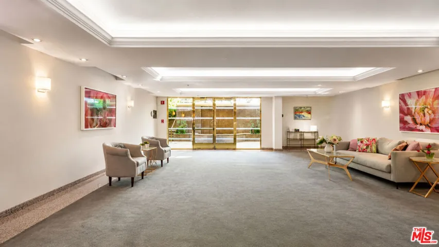 235 S Tower Drive 102, Beverly Hills, California 90211