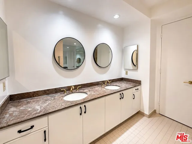 235 S Tower Drive 102, Beverly Hills, California 90211