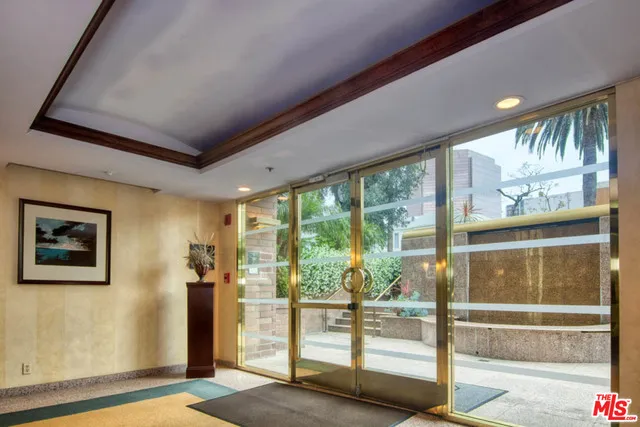 235 S Tower Drive 102, Beverly Hills, California 90211