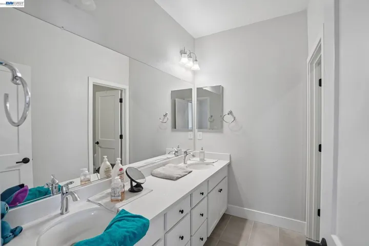 4013 Mirecourt Cir, Rancho Cordova, California 95742