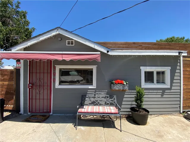 1/1 House