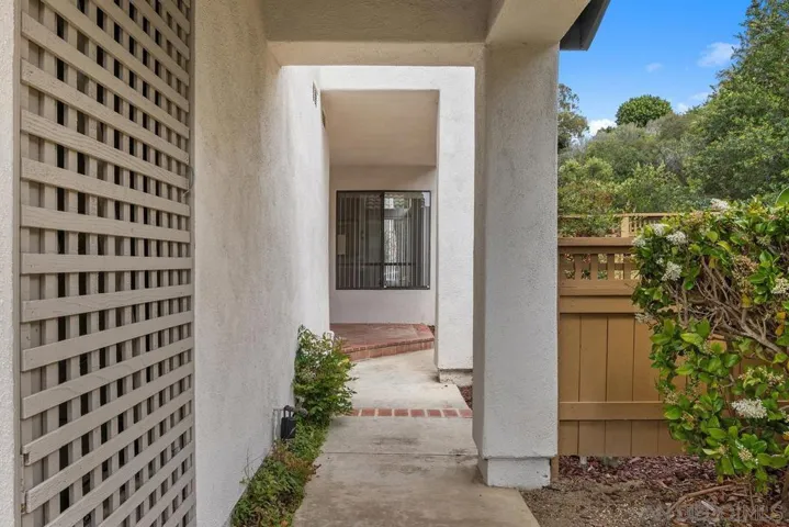 6448 Caminito Listo, San Diego, California 92111