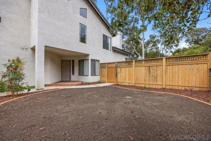 6448 Caminito Listo, San Diego, California 92111