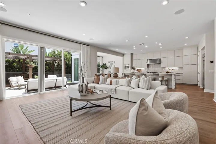 190 Wild Flower, Lake Forest, California 92630