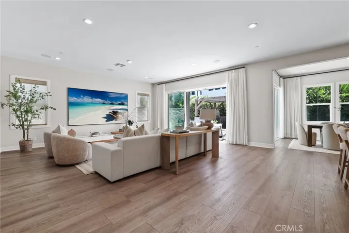 190 Wild Flower, Lake Forest, California 92630