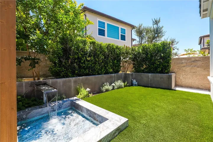 190 Wild Flower, Lake Forest, California 92630