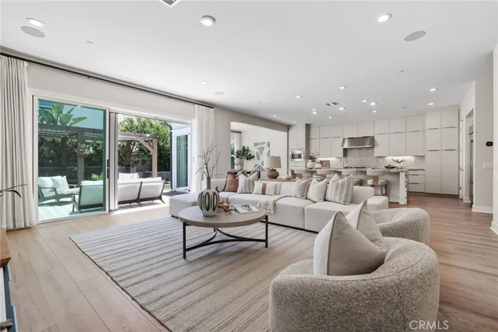 190 Wild Flower, Lake Forest, California 92630