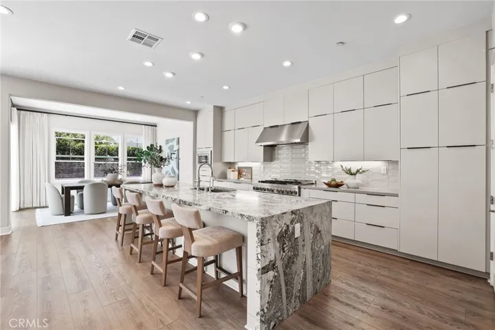 190 Wild Flower, Lake Forest, California 92630