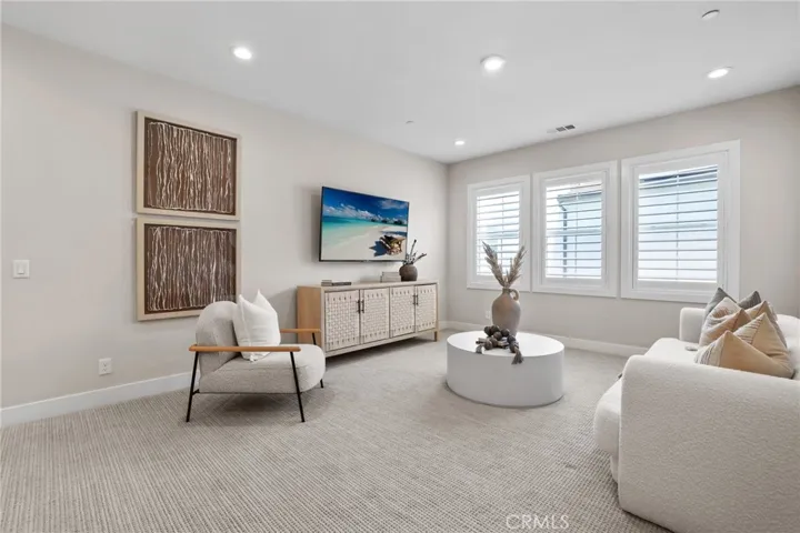 190 Wild Flower, Lake Forest, California 92630
