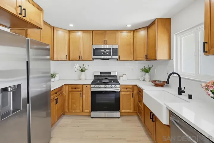 569 Gold Dr., Oceanside, California 92057