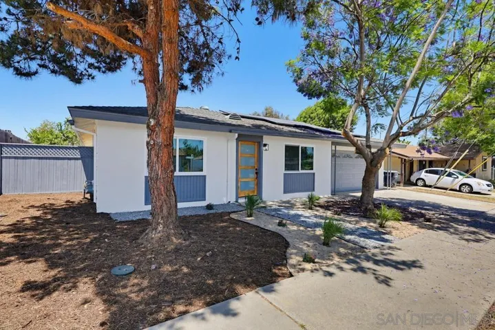 569 Gold Dr., Oceanside, California 92057