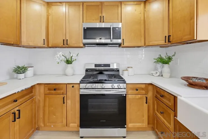 569 Gold Dr., Oceanside, California 92057