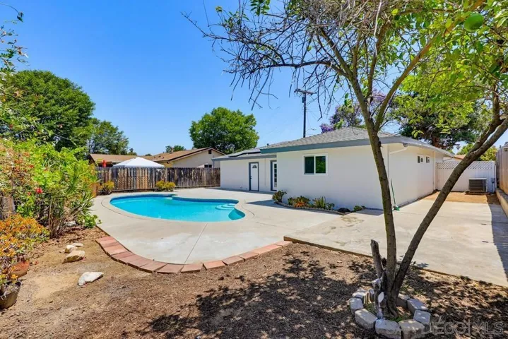 569 Gold Dr., Oceanside, California 92057