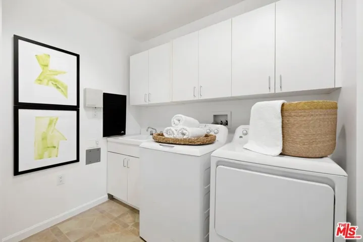 10727 Wilshire Boulevard 1001, Los Angeles, California 90024